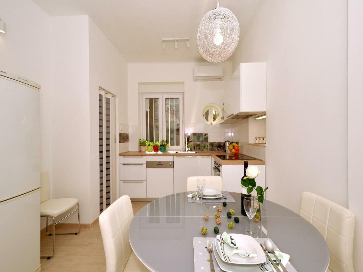 Zagrebacka 13 Apartman Split Kültér fotó