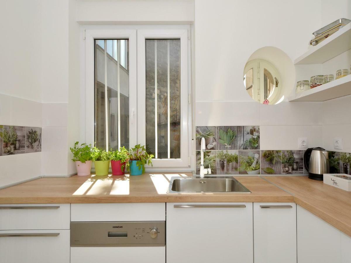 Zagrebacka 13 Apartman Split Kültér fotó